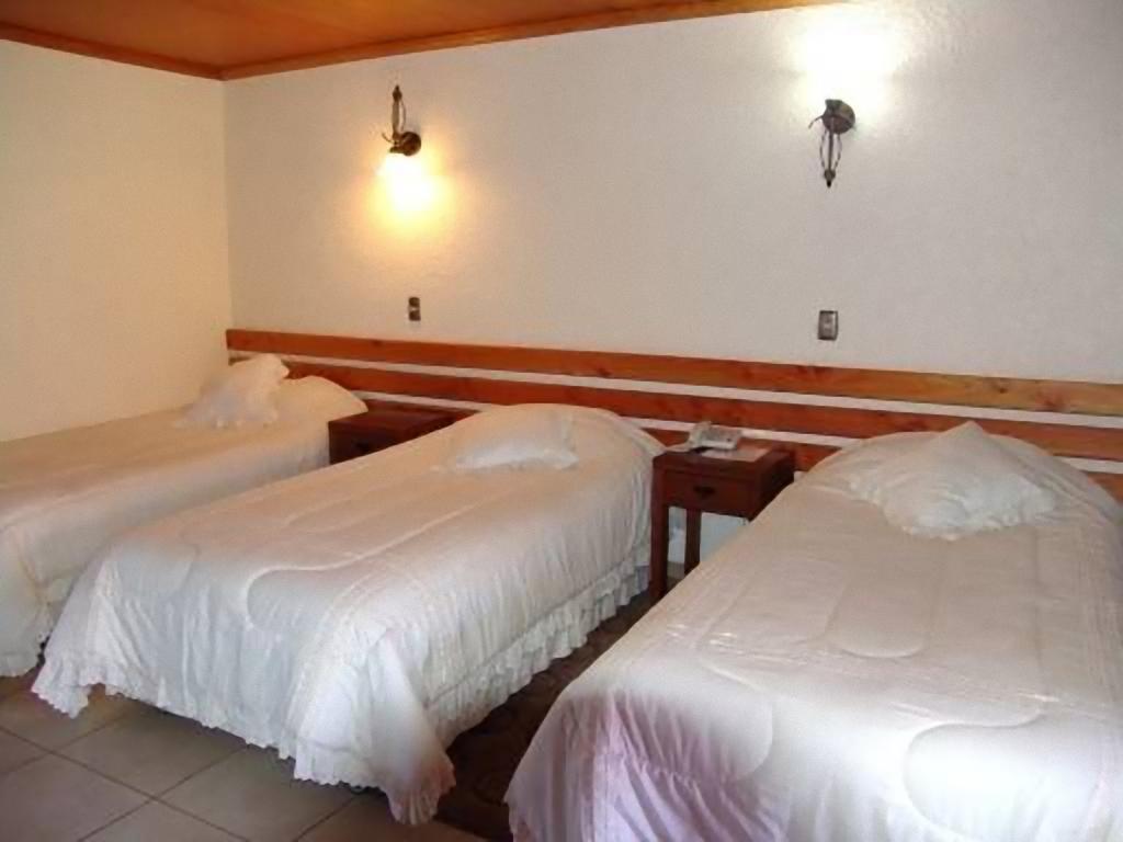 Hotel Puku Vai Hanga Roa Room photo