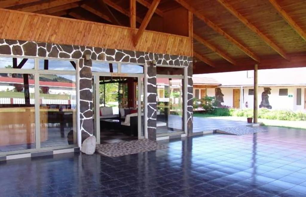 Hotel Puku Vai Hanga Roa Exterior photo