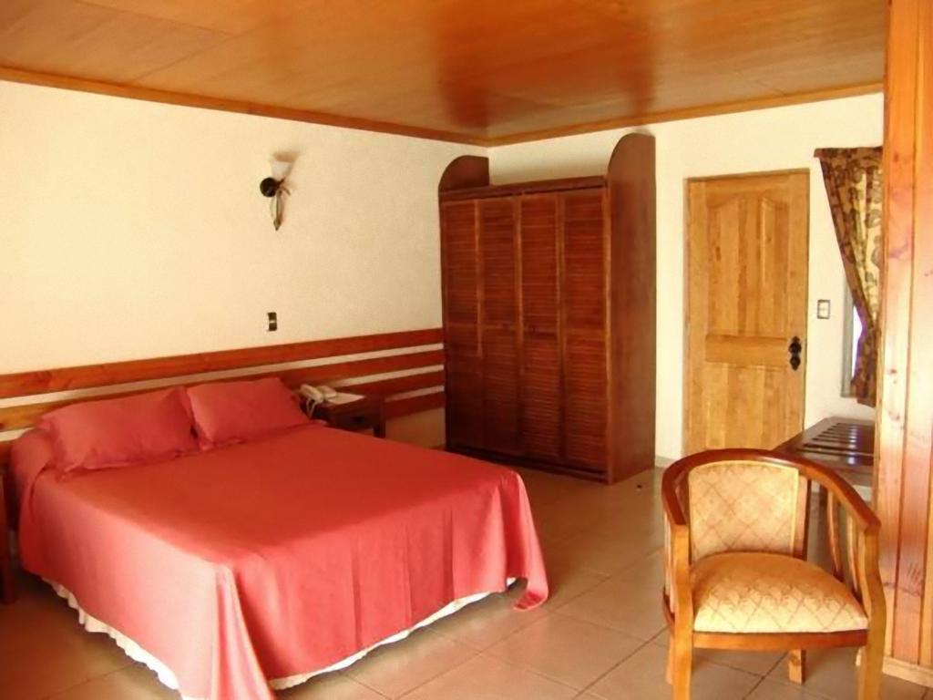 Hotel Puku Vai Hanga Roa Exterior photo